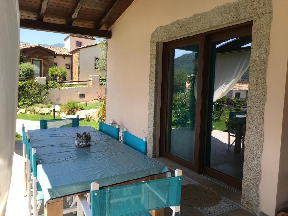 Villa Della Pietra Castiadas Exteriör bild